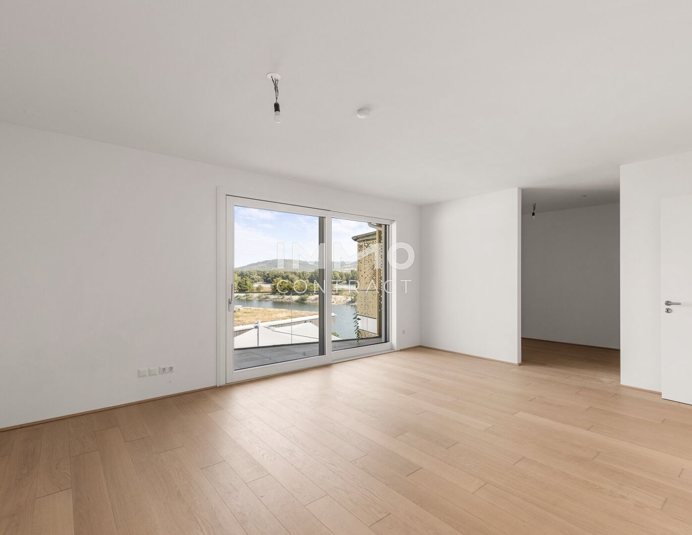 Leben auf höchstem Niveau! 5 Zimmer, 3 Bäder und geräumige Freiflächen!