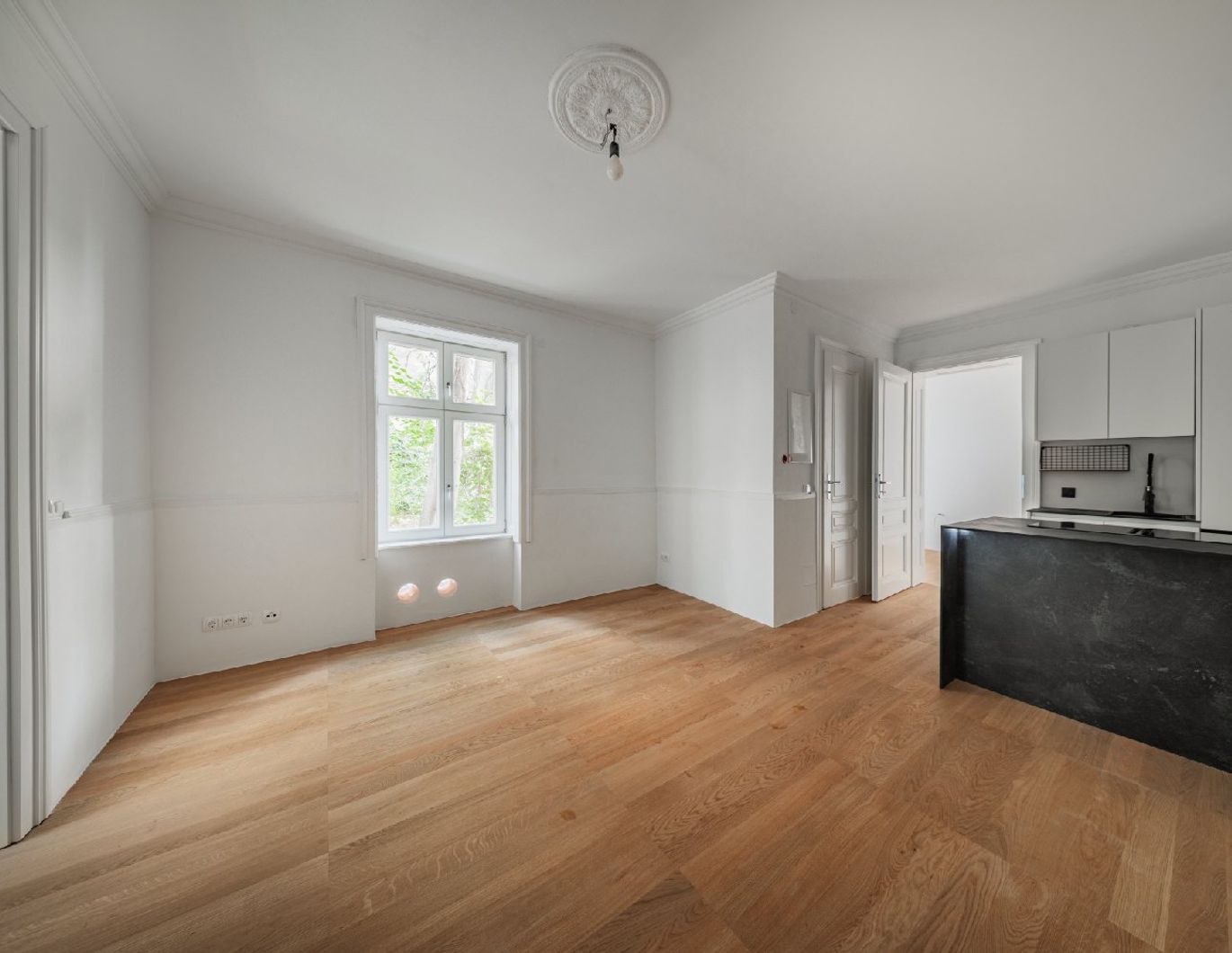 Exklusive Gartenwohnung am Rochusmarkt - Wohnen im spätbarocken Juwel