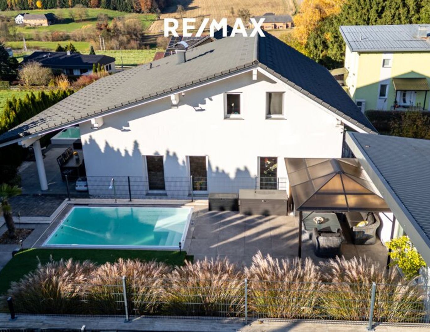 Top Lage, - tolles Haus mit großzügigem Wellnessbereich