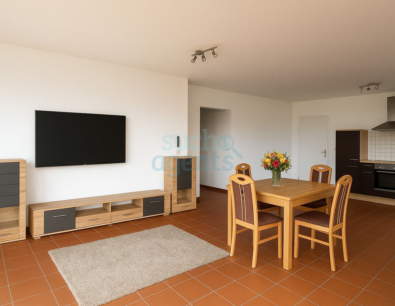 Helle 4 Zimmer Wohnung mit ca. 97 m² und eigenem Parkplatz