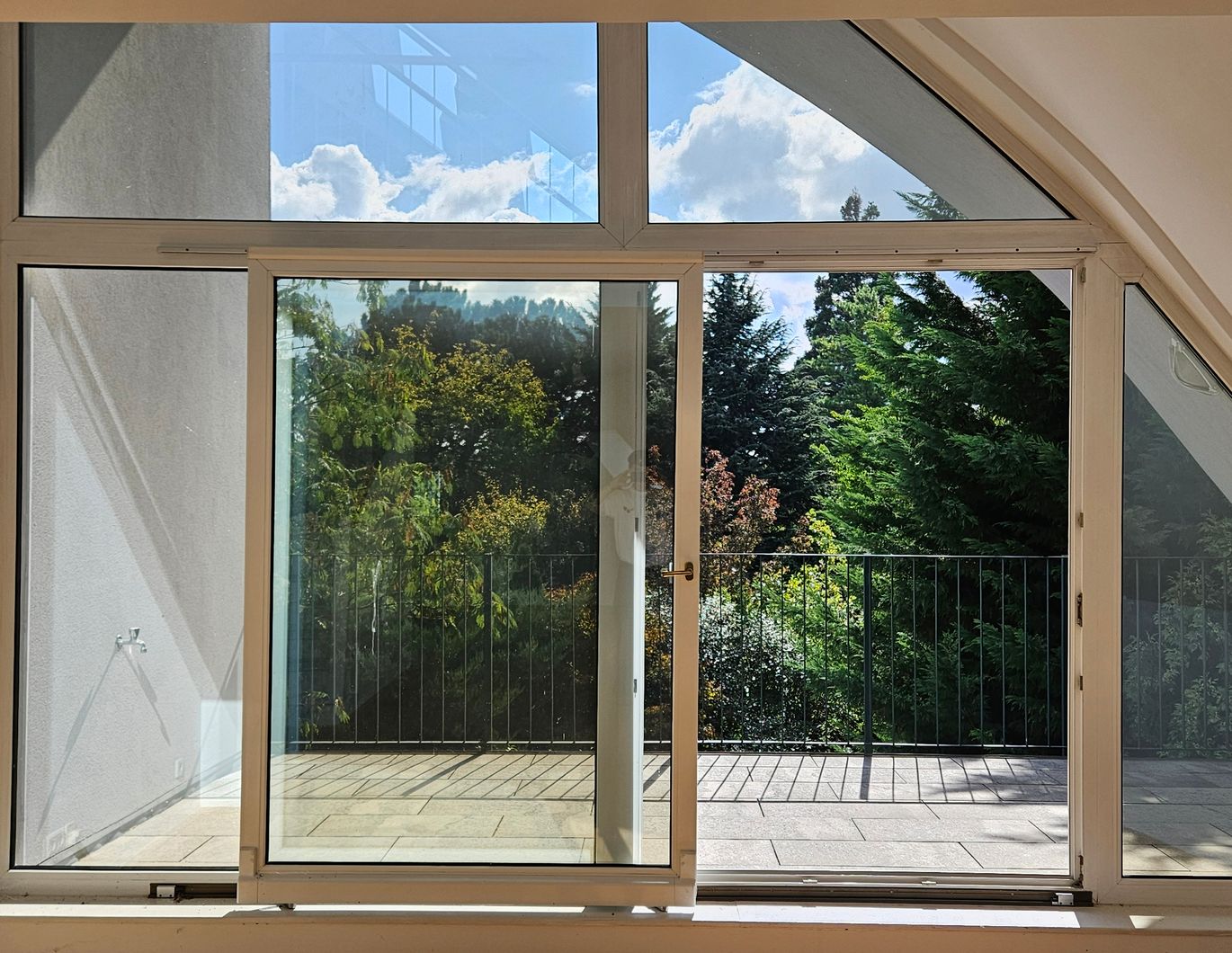 Von Privat: Traumhafte 4-Zimmer-Maisonette mit Terrasse in Grinzing mit Tiefgarage