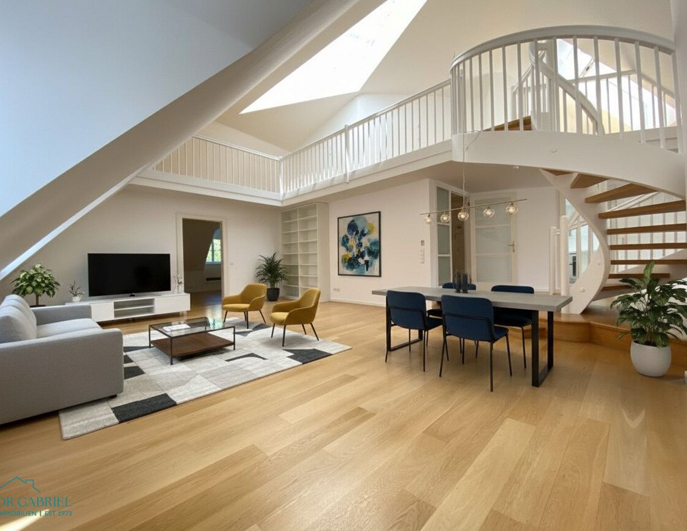 DACHMAISONETTE IN INNENSTADTPALAIS