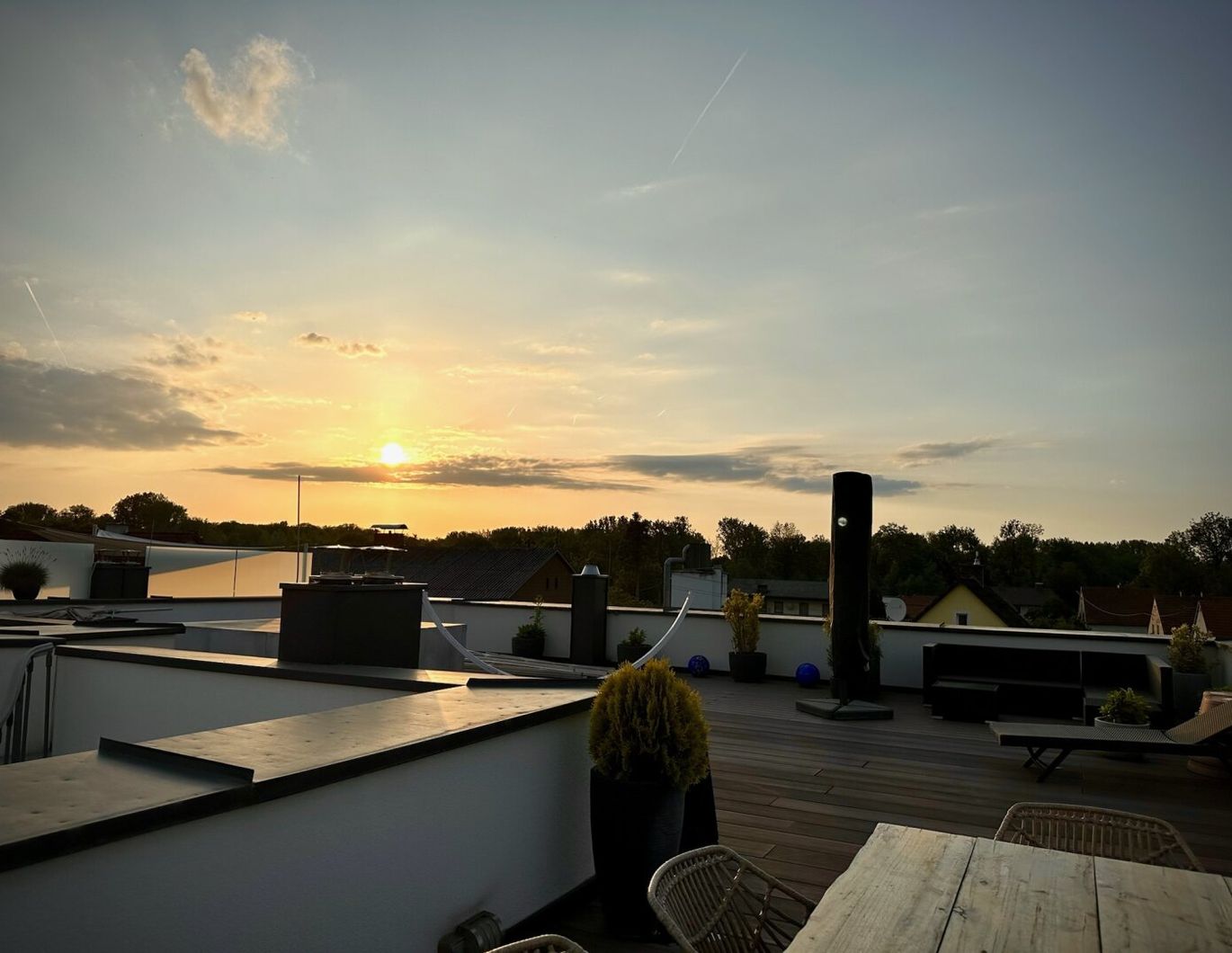Sensationelle Dachgeschosswohnung mit einzigartiger Dachterrasse!