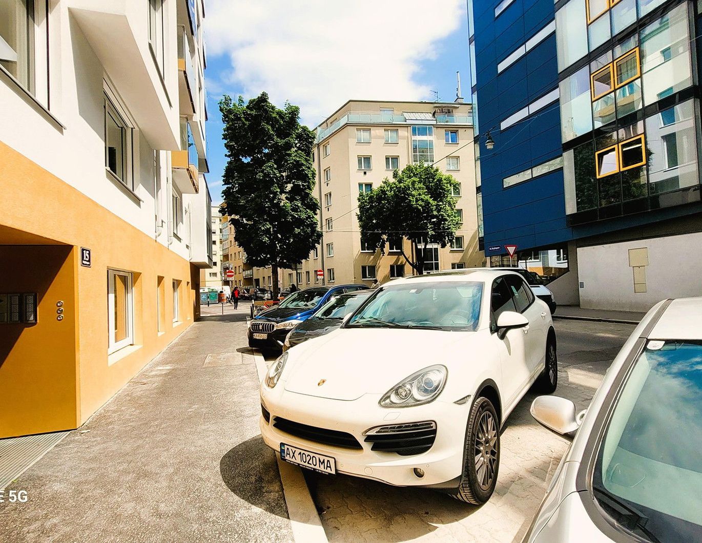 Neubau, Erstbezug, exklusive, helle und ruhige Wohnung, Erstbezug, Süd-Ostausrichtung, 1. Stock