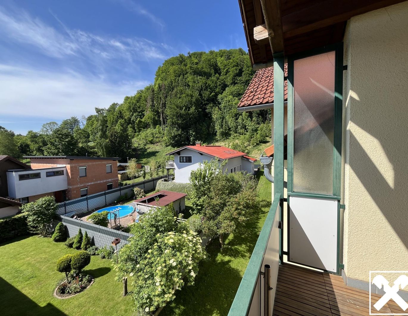 Großzügige 4-Zimmer-Wohnung mit Blick ins Grüne