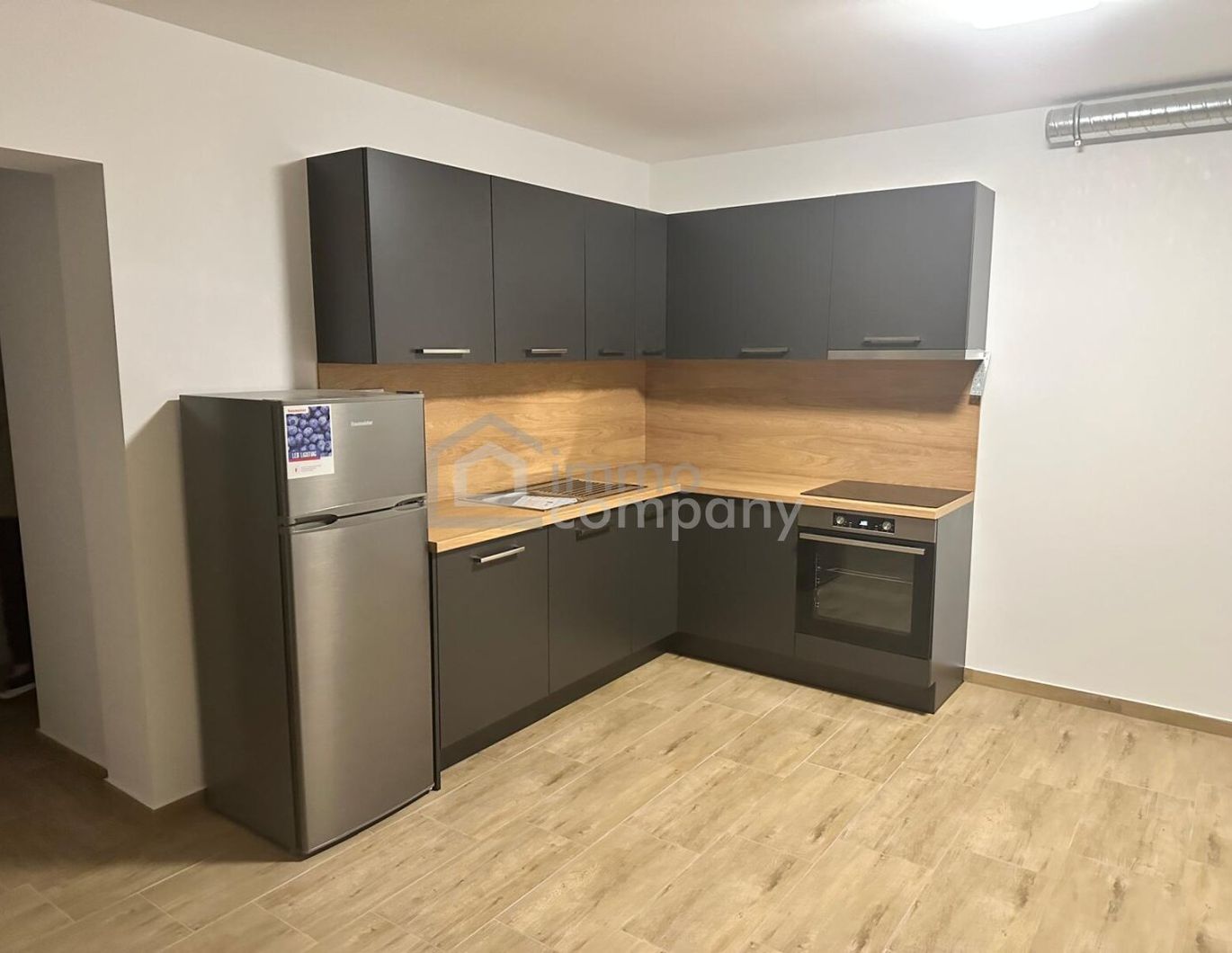 Gartenwohnung mit Terrasse und Parkplatz