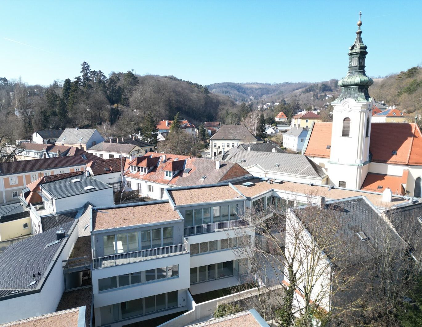 Neubau und Erstbezug in Klosterneuburg - Doppelhaus Top 7 // Wohnen am WEIDLINGBACH