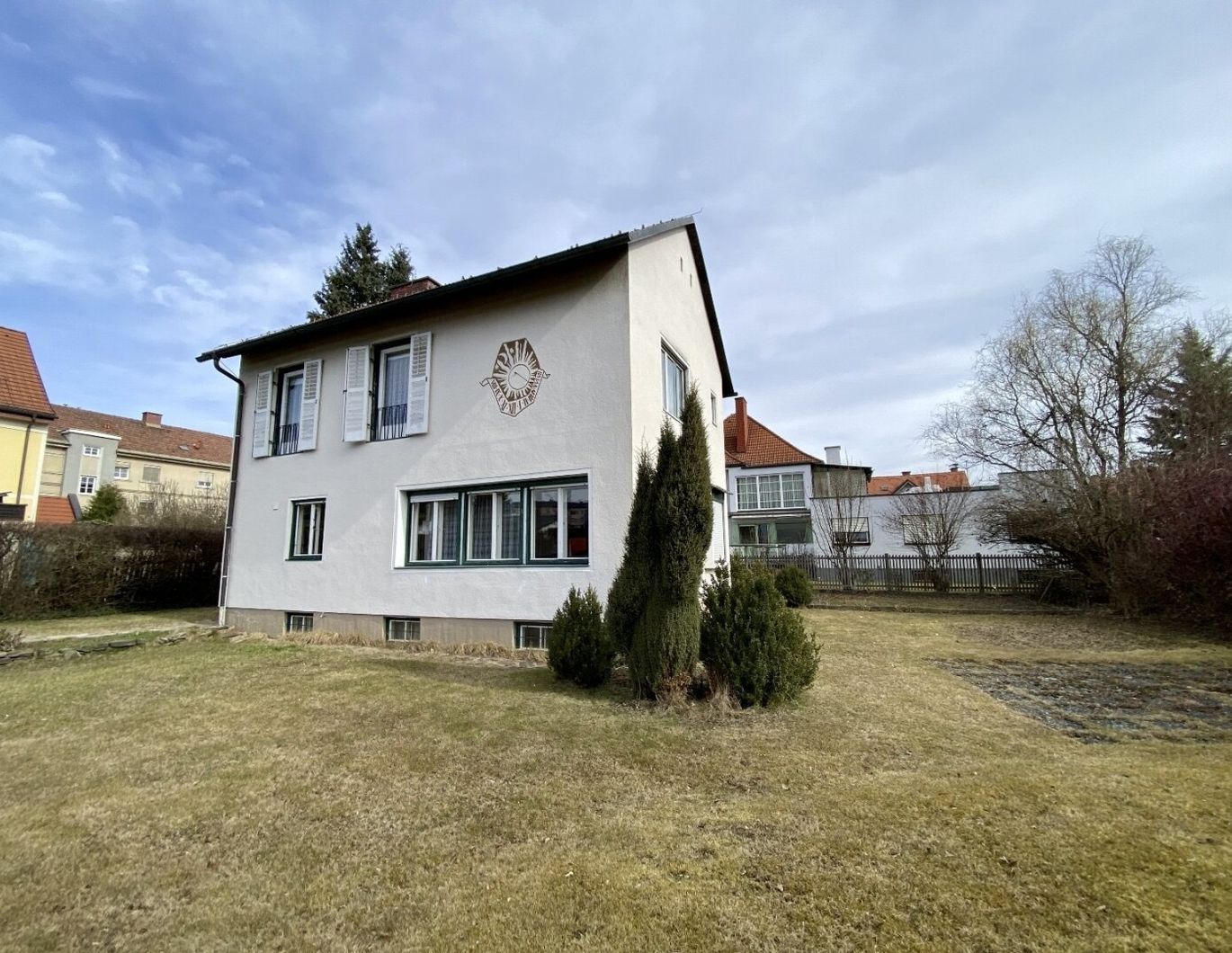 Knittelfeld: familienfreundliches Einfamilienhaus mit Garten und Garage in zentraler Lage!