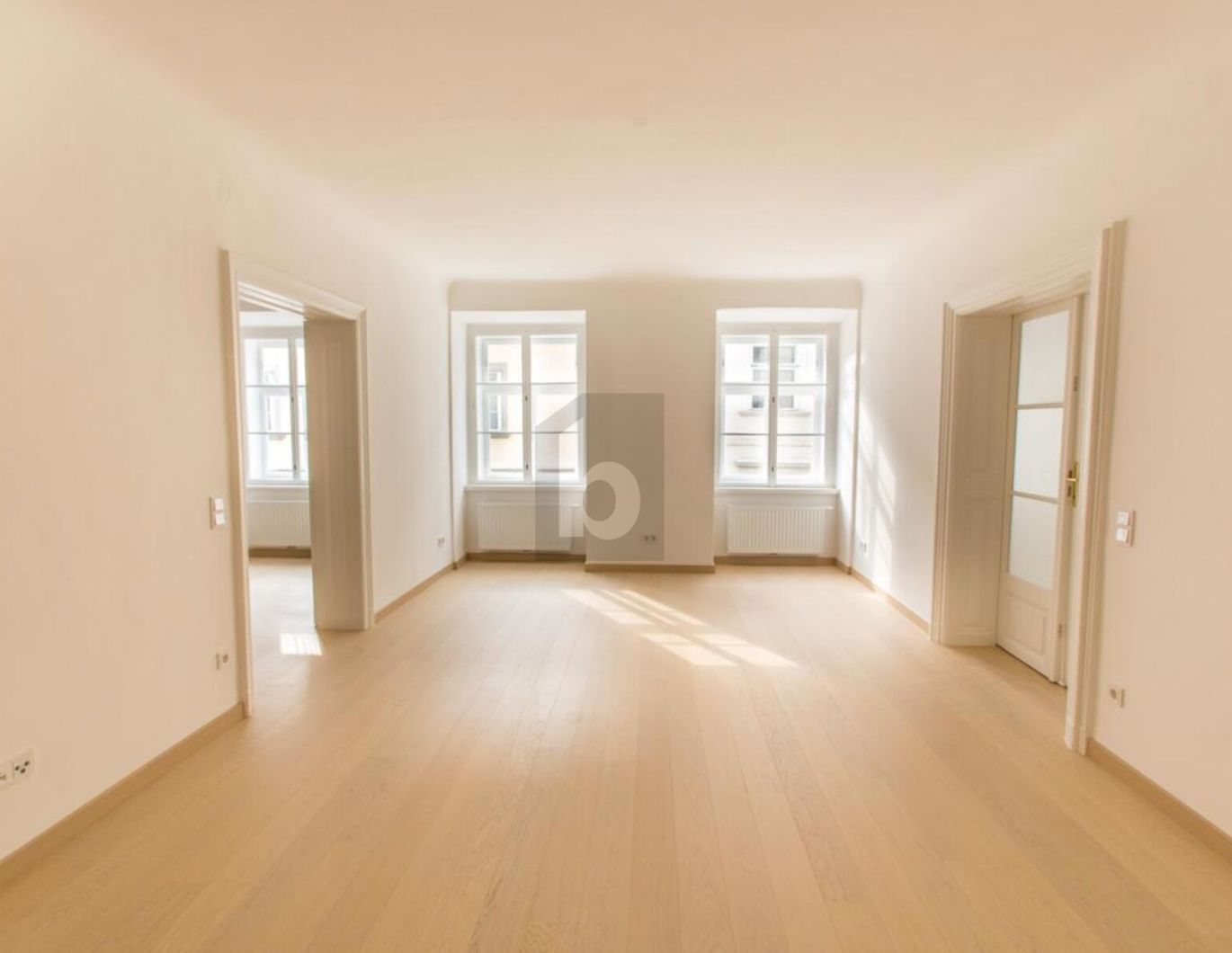 EXKLUSIVE ALTBAURESIDENZ IM HERZEN VON WIEN!