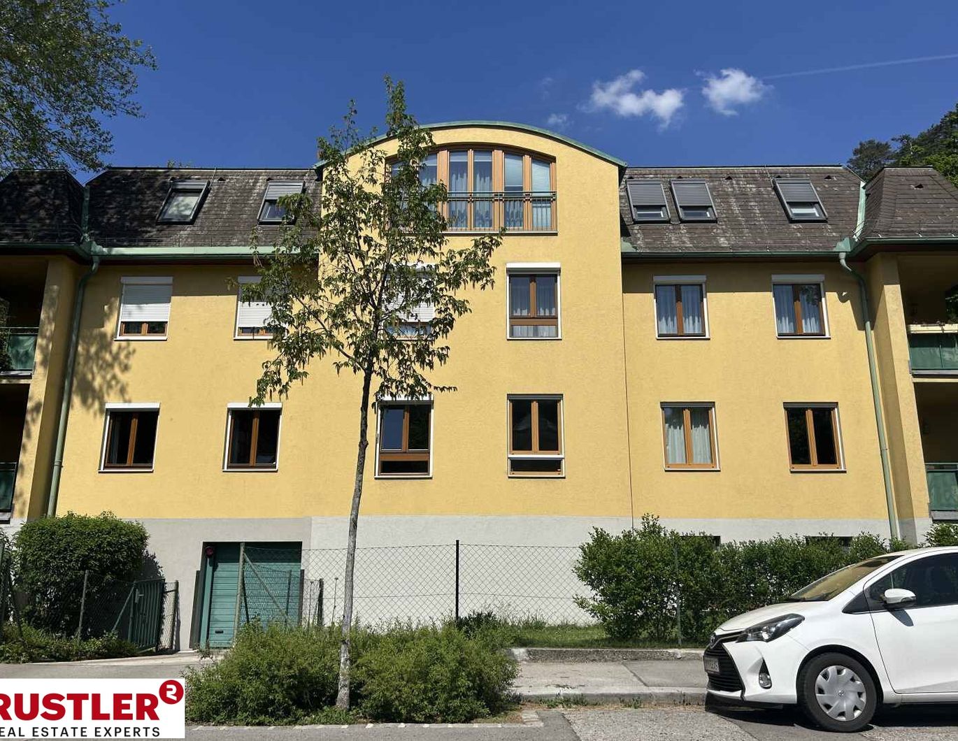 Großzügige 2 Zimmerwohnung mit Loggia