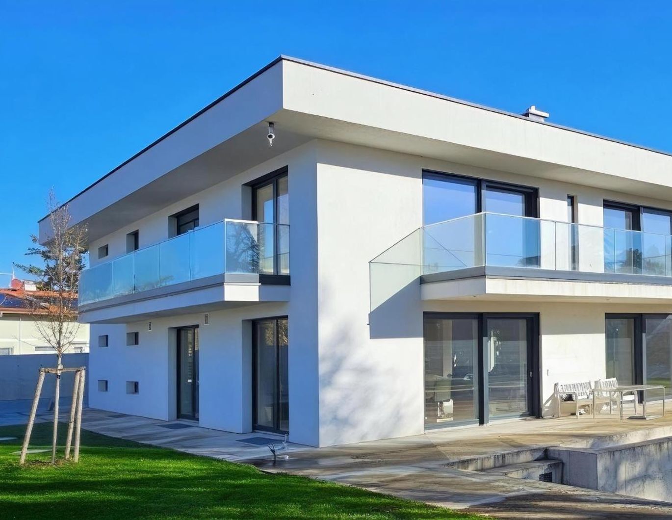 Exklusive Premium-Villa (BJ 2022) mit Lift, SPA & Pool   ✨