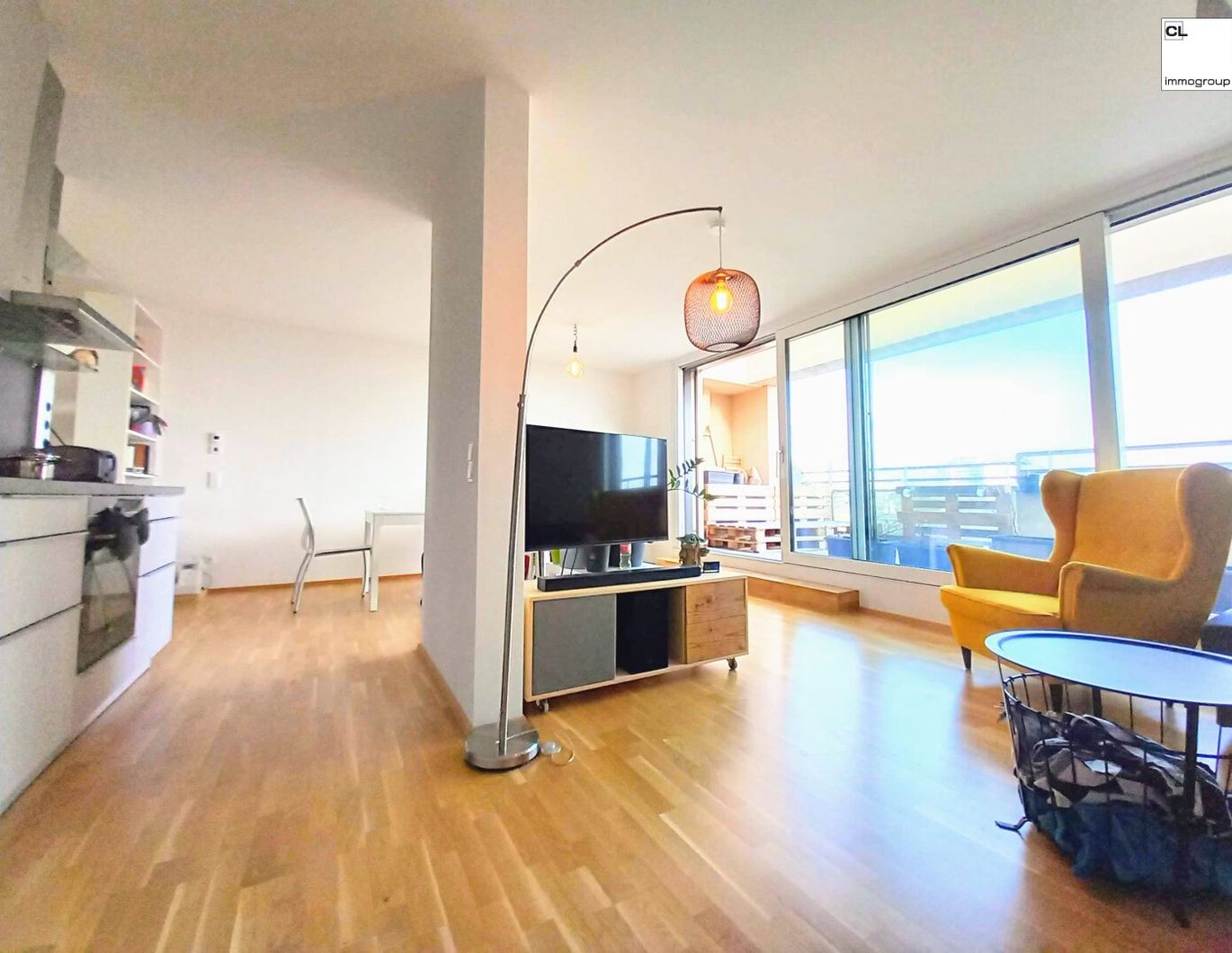 Sehr schöne, ruhige und neue Dachterrassenwohnung mit Penthaus-Charakter!