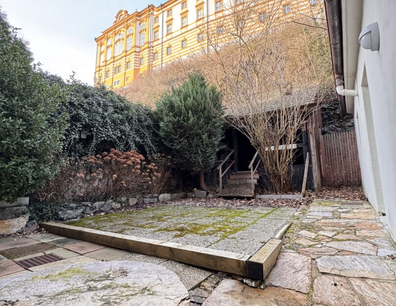 Arbeiten und Wohnen - großzügiges Miethaus im Zentrum von Melk!