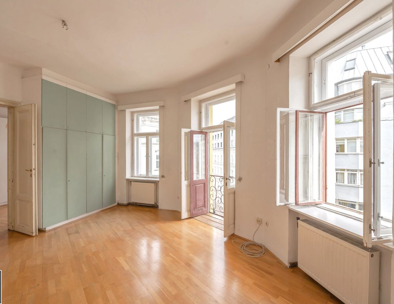 ** großzügige 4-Zimmer Wohnung nähe Augarten/Prater ** Fugbachgasse/Mühlfeldgasse ** saniert oder unsaniert **