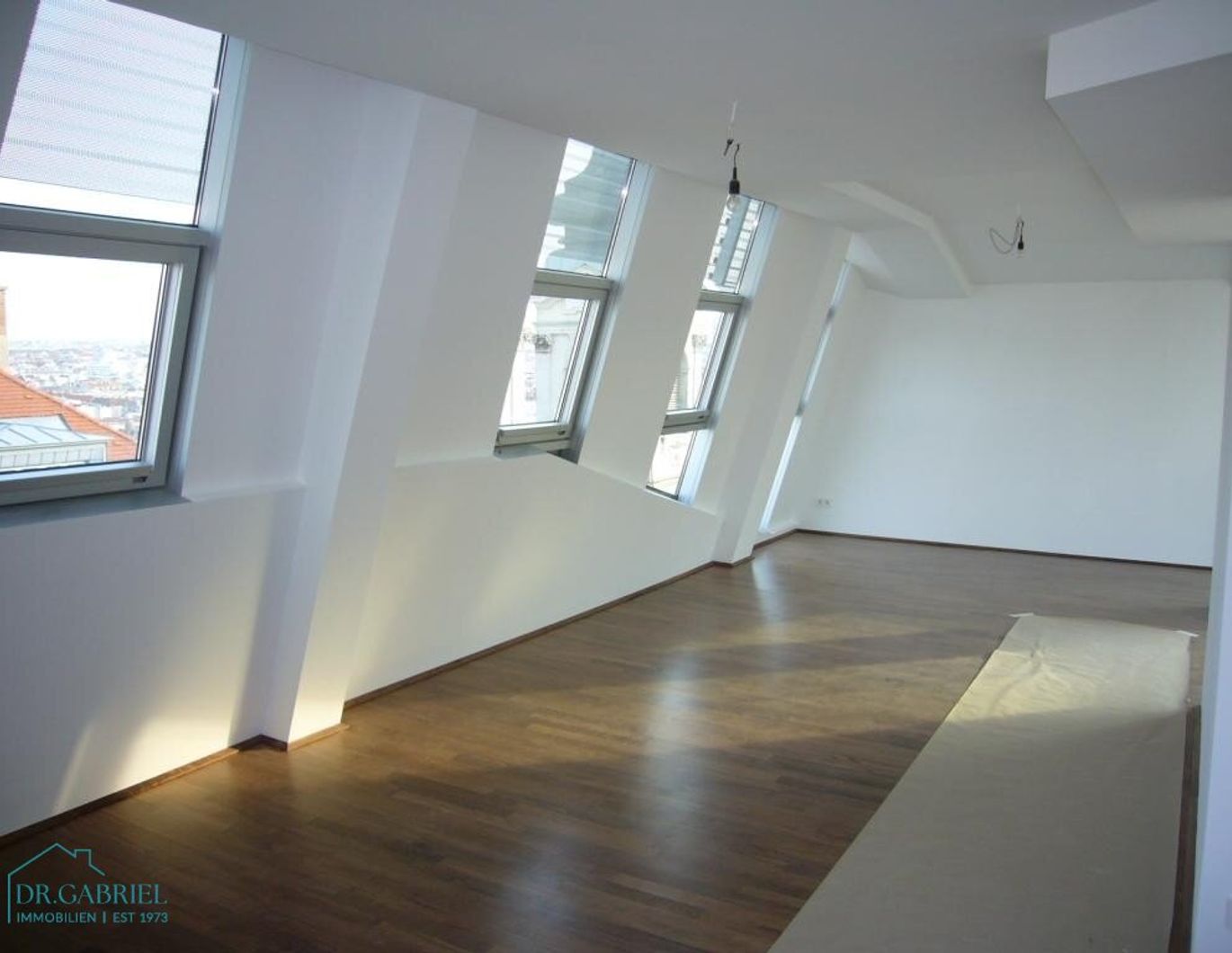 DACHTERRASSENWOHNUNG mit TOLLEM BLICK