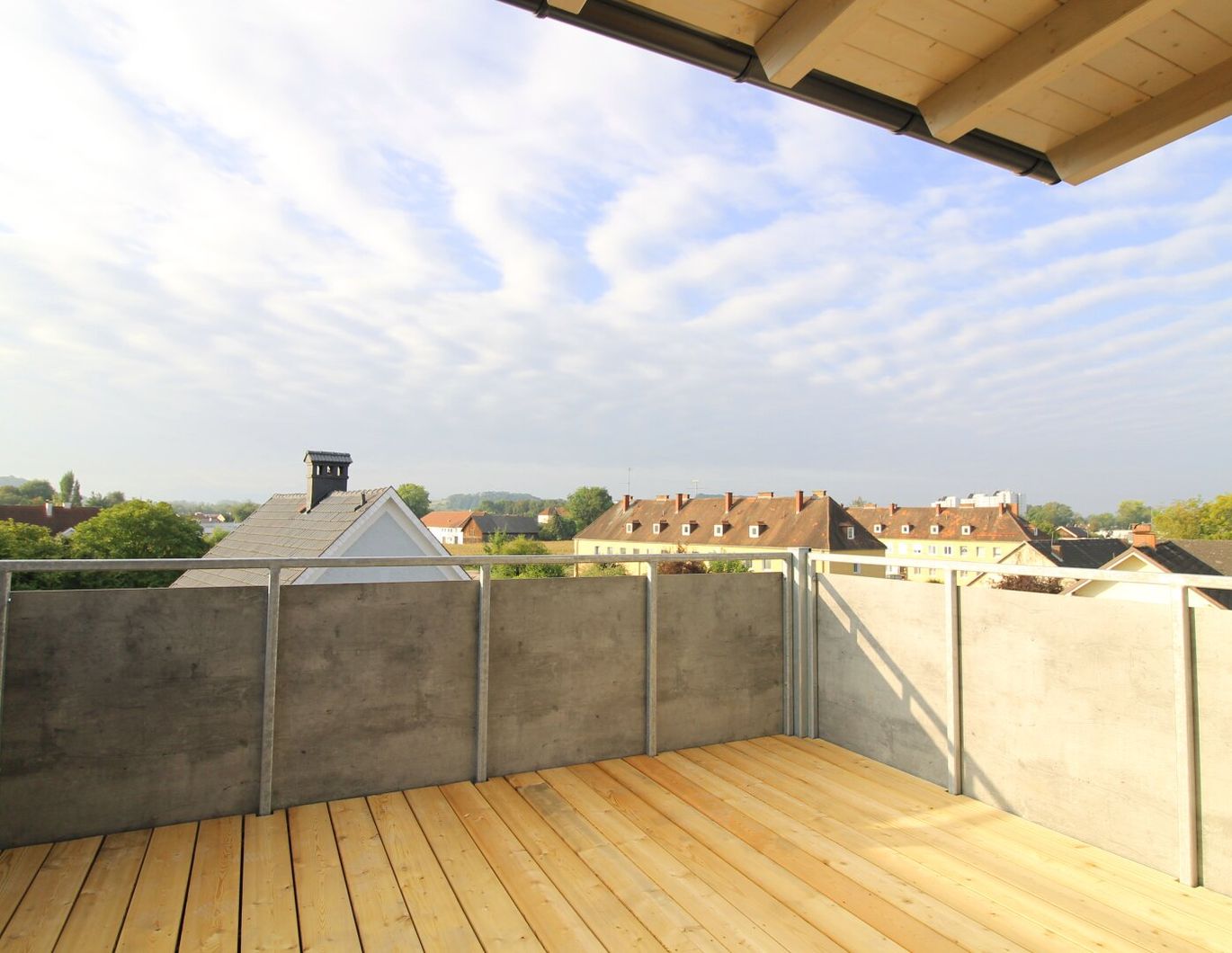 DG-Wohnung mit Fernblick in Wels/Lichtenegg