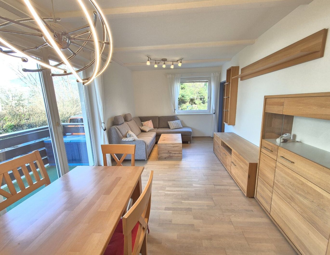 Charmante 3-Zimmer-Wohnung mit Balkon und Garage in Aigen