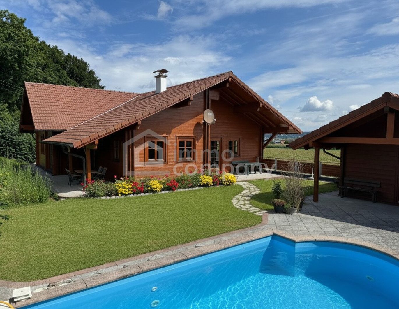 Wohnhaus Timelkam mit Gartenhaus, Pool, Sauna und Homeoffice, top gepflegt!