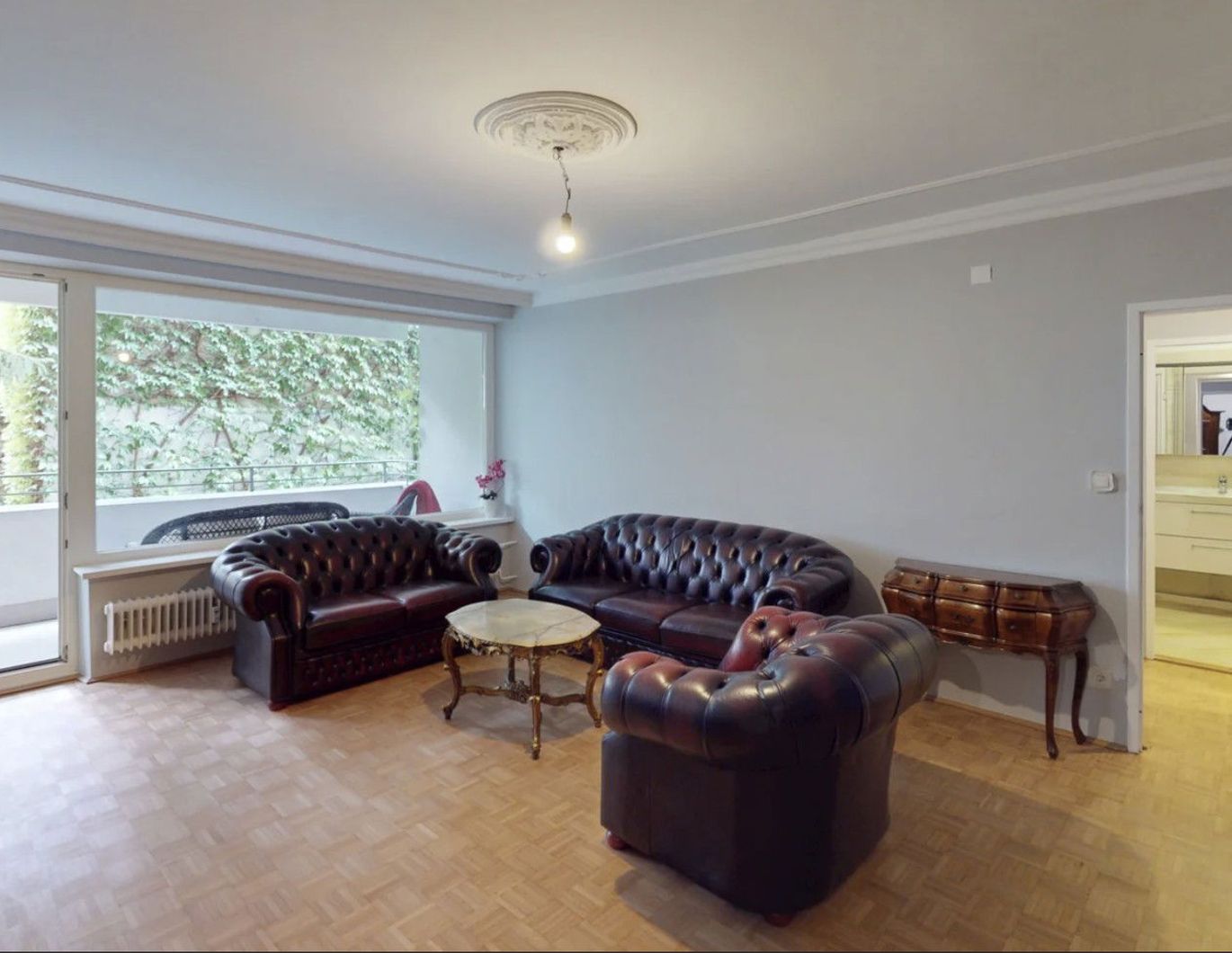 Stilvolle 2 Zimmer Wohnung mit Loggia mitten im 2.Bezirk