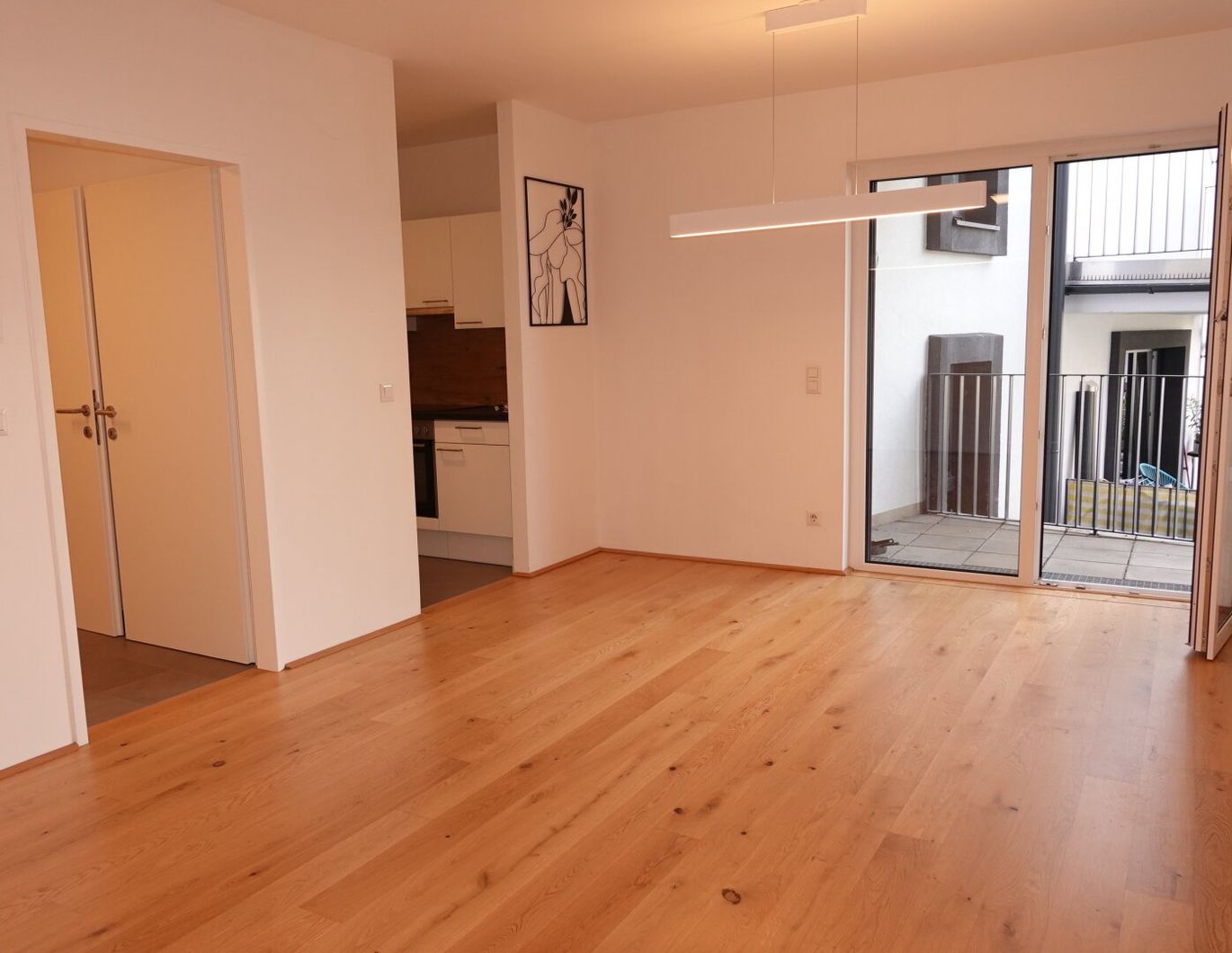 HOFSEITIGE 2 Zimmer BALKON-Neubauwohnung mit IDEALER Aufteilung - Nahe U6 Thaliastraße