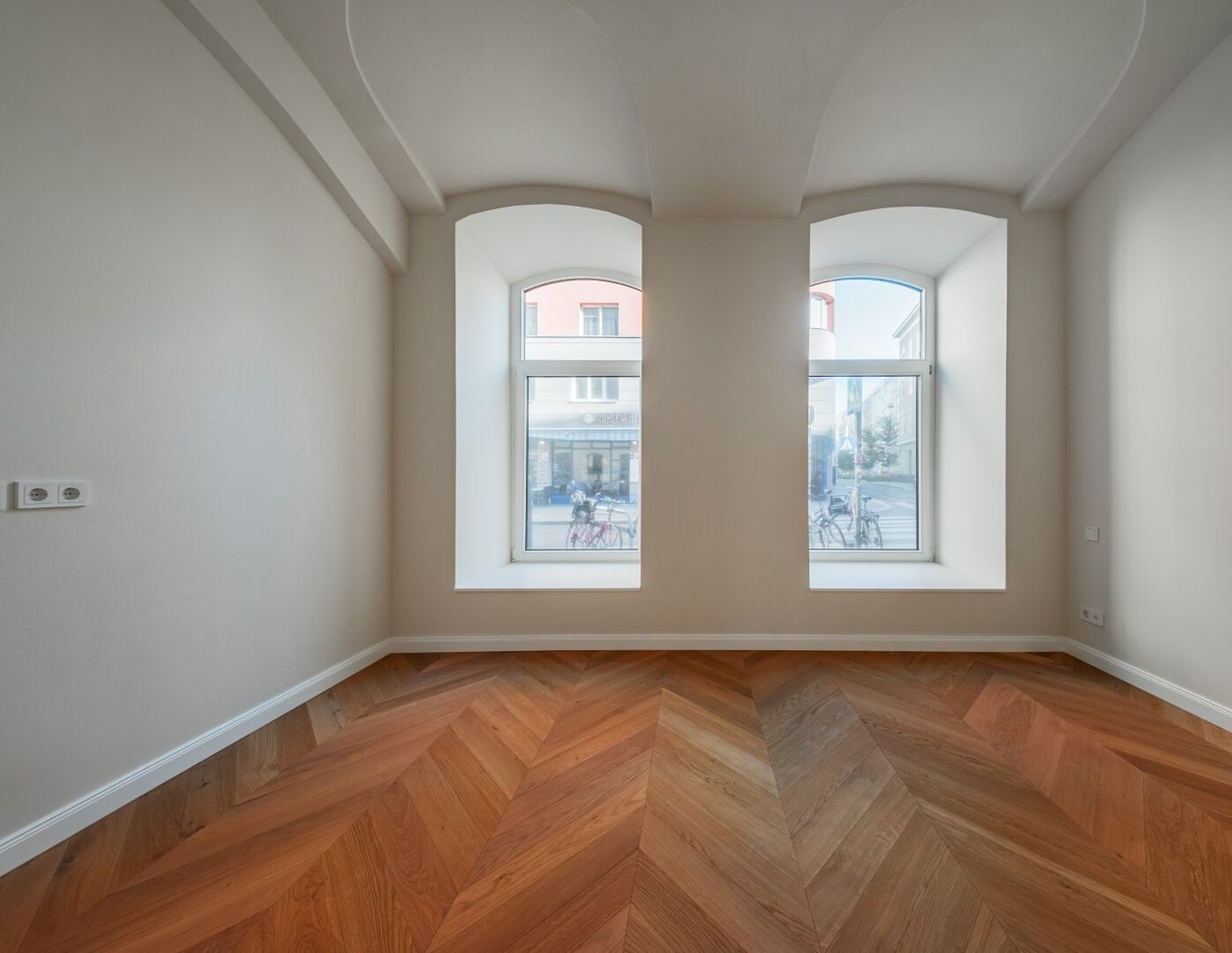 Apartment für Kurzzeitvermietung in revitalisiertem Altbau | ESSENZ NO. 1 - Die neue Avantgarde des Wohnens