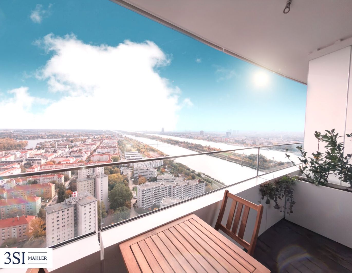 Möbliert, Pool, Sauna, Fitness in den DANUBEFLATS wohnen mit Luxusausstattung und phantastischem Ausblick