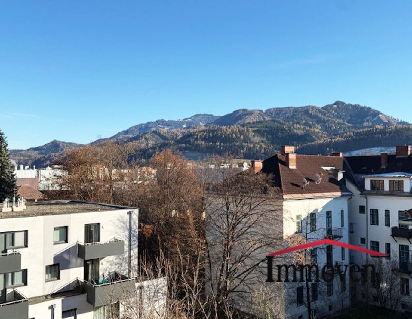 CITYLAGE IN LEOBEN - Maisonettewohnung mit Balkon in einem repräsentativen Altbau!
