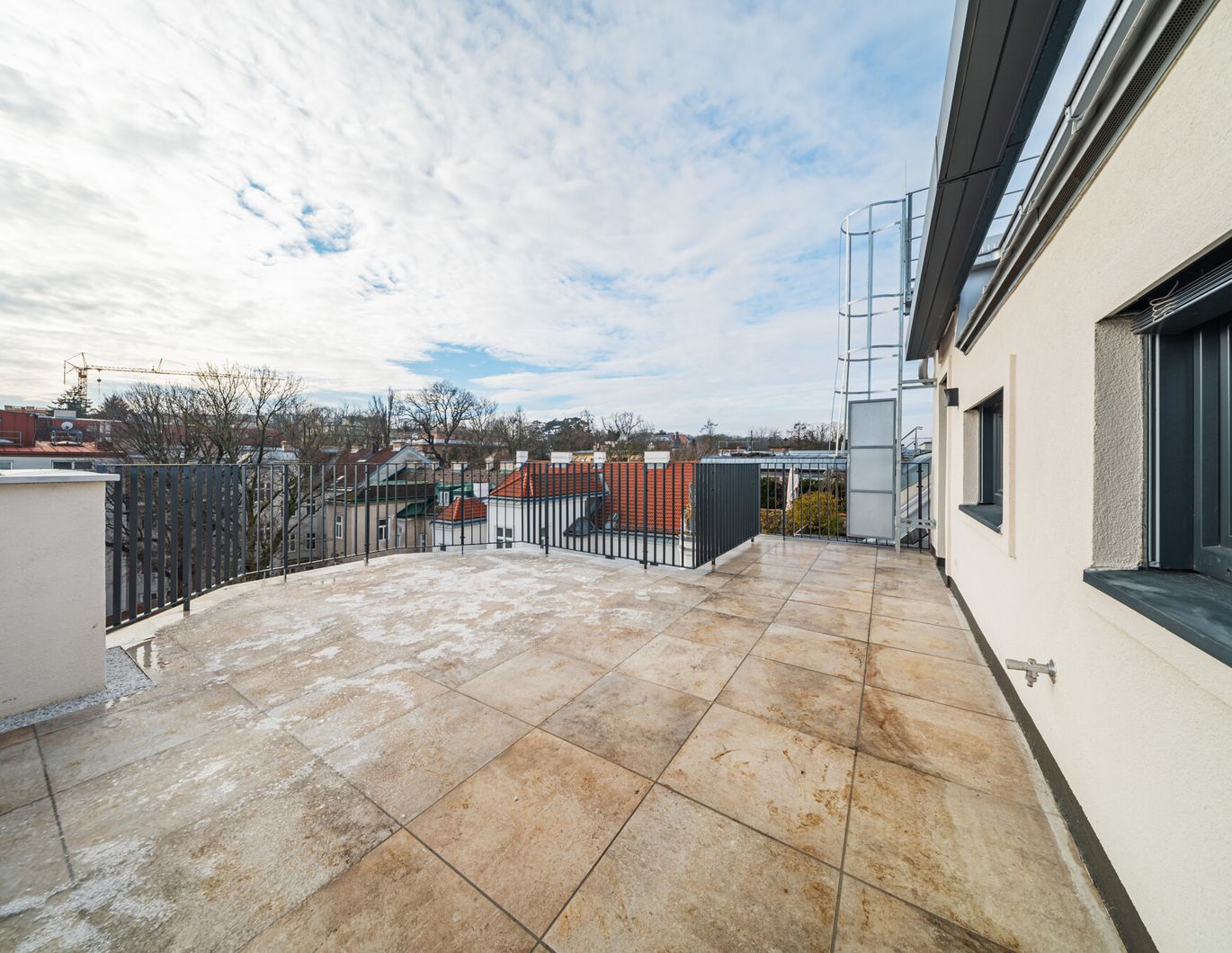 Erstbezugs DG-Ausbau nahe Schönbrunn