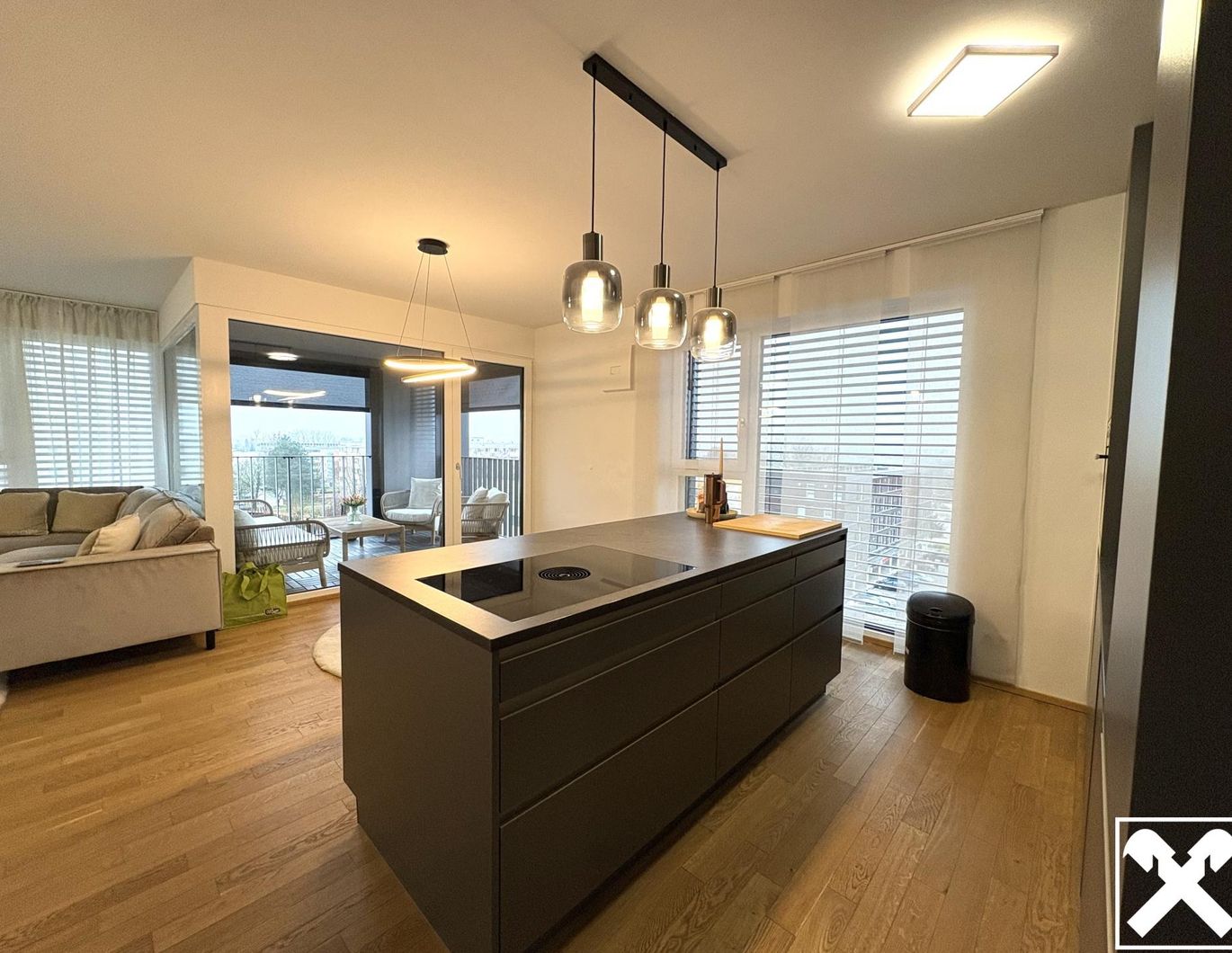 Raiffeisen Tower am Harter Plateau