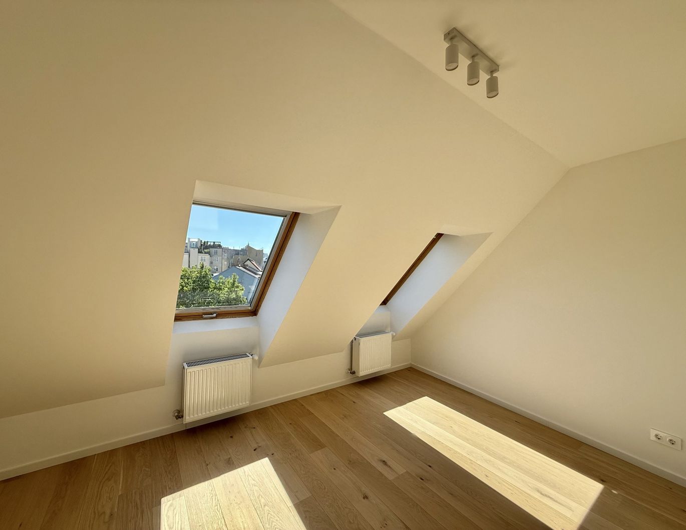 Luxuriöse Dachgeschoß-Maisonette mit Sonnenterrasse und atemberaubendem Panoramablick