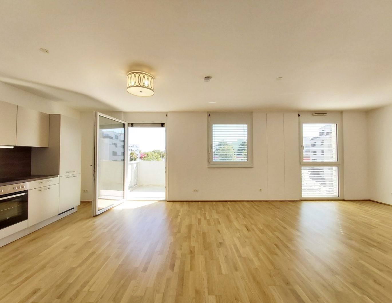 Q11 Leben in Simmering -  Schöne Einraumwohnung mit Balkon und Deckenkühlung!