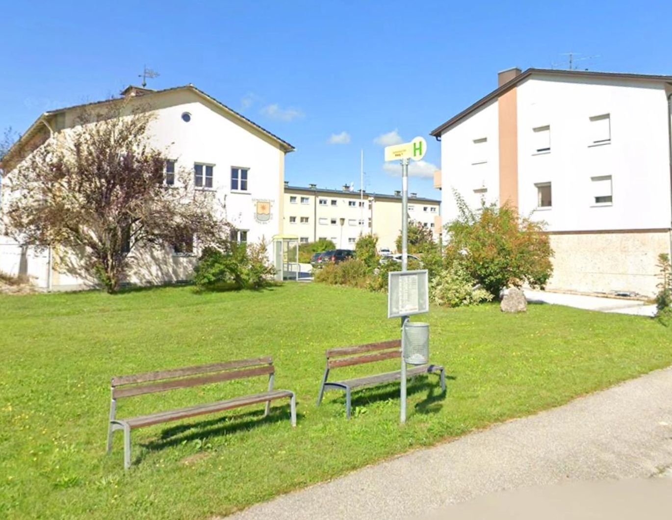 Helle 2-Zimmer-Wohnung in Hochburg-Ach - einzugsfertig, top Lage! (Provisionsfrei)