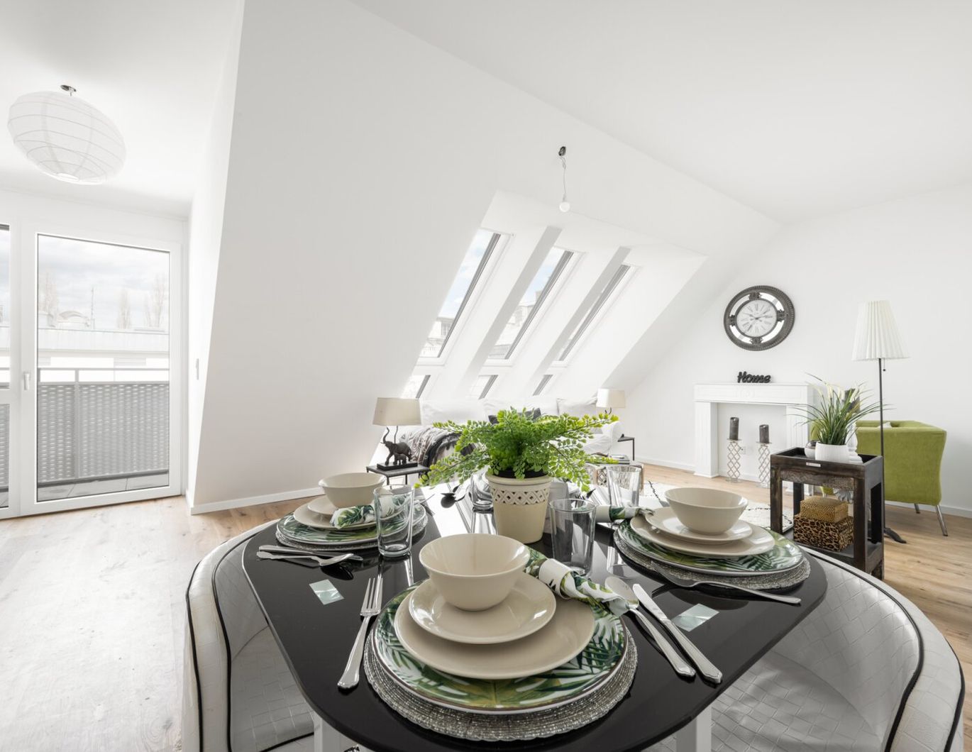 2 Zimmer Dachgeschoss mit traumhafter Dachterrasse