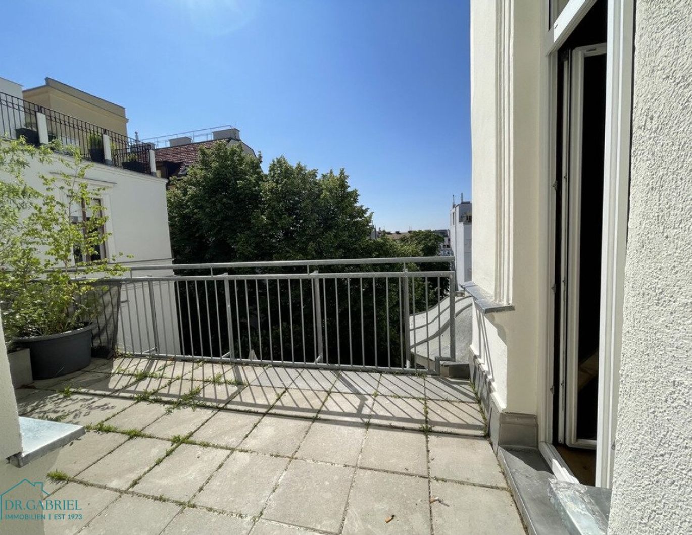 SCHÖNE ALTBAUMIETE MIT TERRASSE, GRÜNBLICK, RUHELAGE