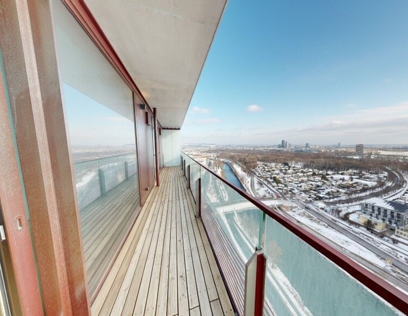 Triiiple: Eckwohnung mit Traumausblick im 27.OG | Morgensonne | XL-Küche