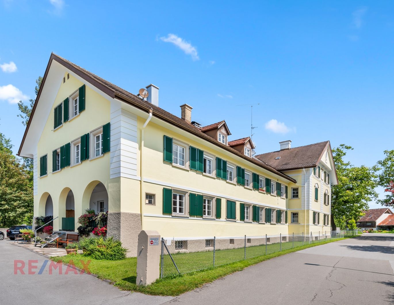 Modern sanierte 3-Zimmer-Wohnung nahe deutscher Grenze, ruhig gelegen