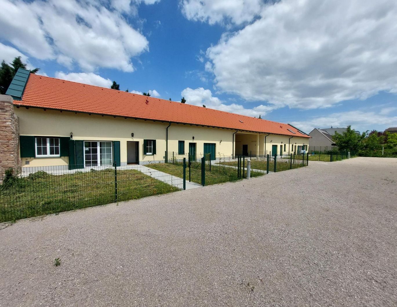 3 Zimmer-Mietwohnung mit Garten und 2 PKW Stellplätzen -Erstbezug-Ruhelage-Vösendorf!