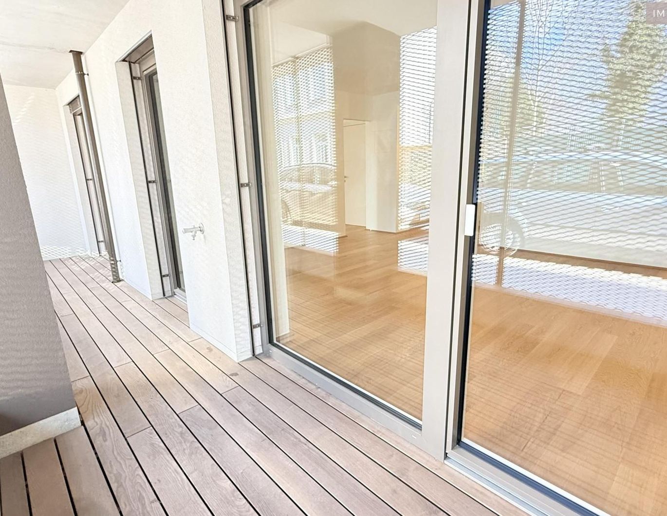 AKH-Nähe: Top-moderne, großzügig geschnittene 2-Zimmer-Neubau-Wohnung mit Loggia