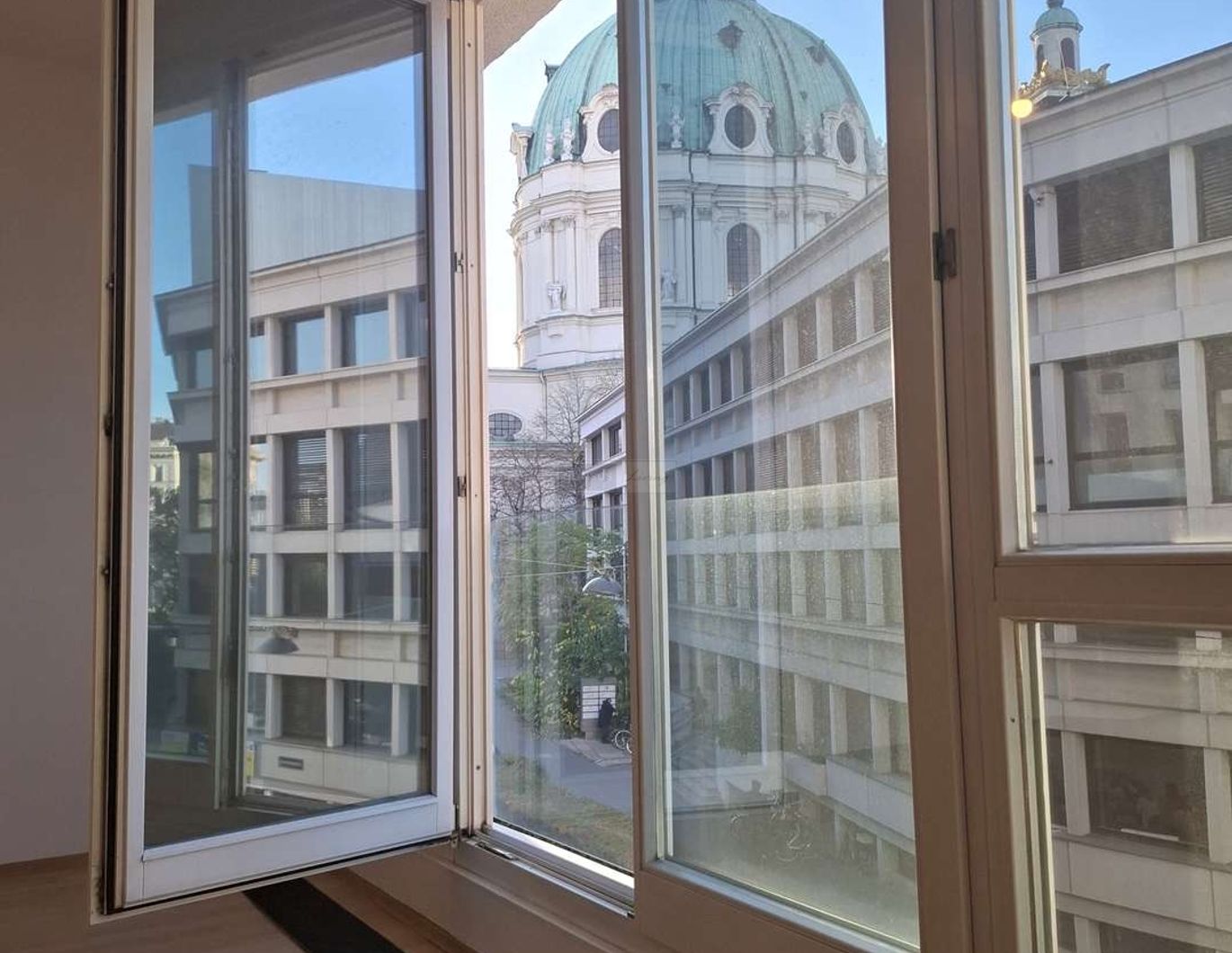 Ruhige 3-Zimmer-Wohnung beim Karlsplatz - VIDEO verfügbar !