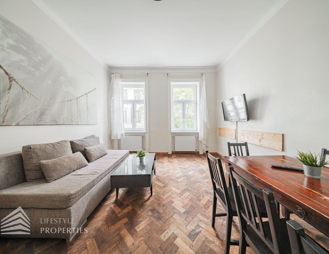 Helle 2-Zimmer Wohnung, Nähe Meiselmarkt