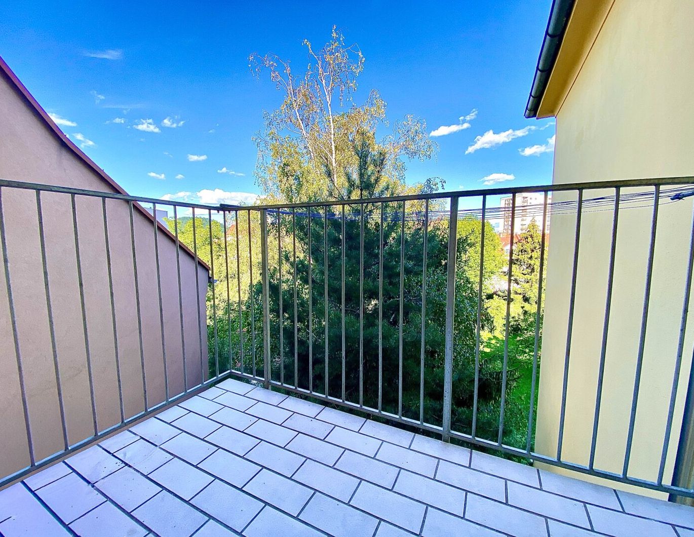 *WOW* I BADEWANNE & DUSCHE I ZENTRALE LAGE I DAN-KÜCHE I BALKON I PROJEKT WOHNEN