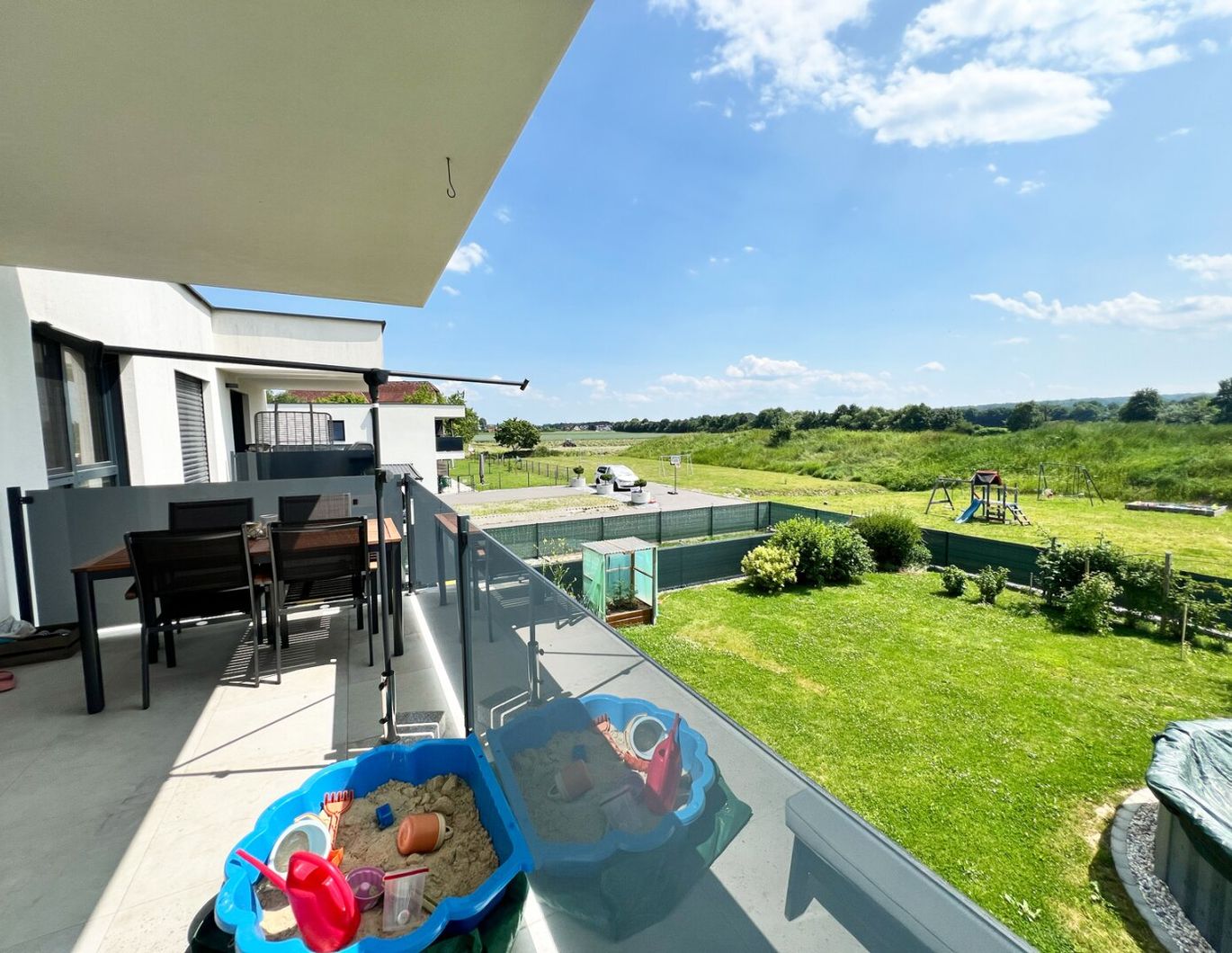 Lieboch - Familienfreundliche 3-Zimmer-Wohnung mit Terrasse, Carport & extra Parkplatz