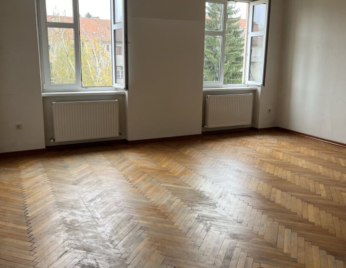 Stadtwohnung mit Balkon in zentraler Lage