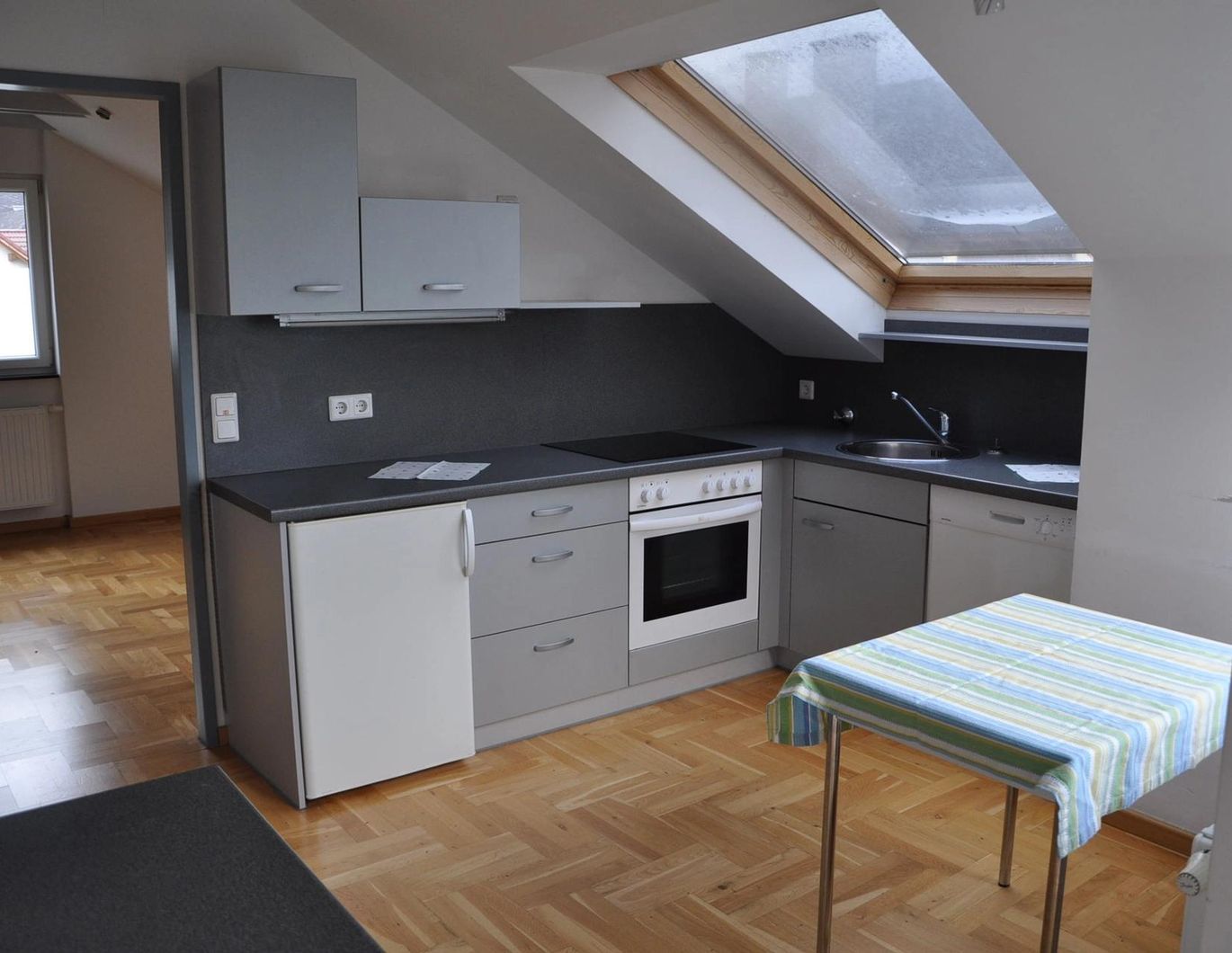 Charmante 2-Zimmer-Wohnung mit Loggia (Provisionsfrei)
