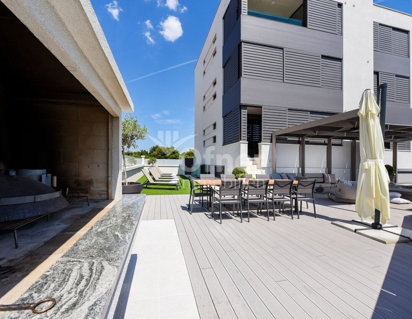 Modern Möblierte Wohnung mit Garten und Garage - Borik, Zadar