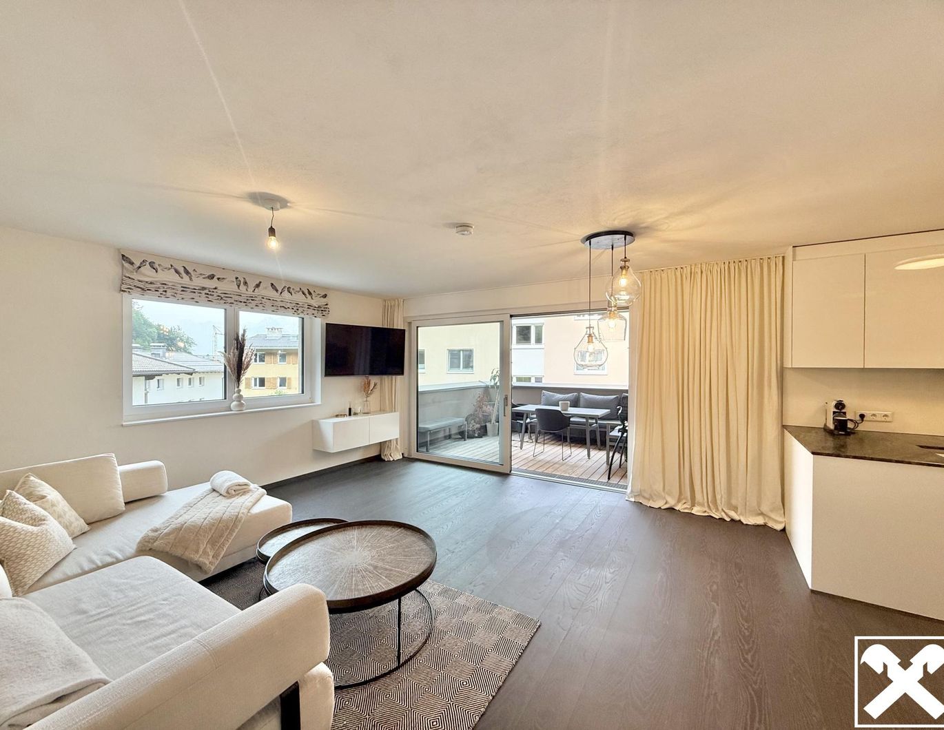 Stilvolle Balkonwohnung in Seenähe