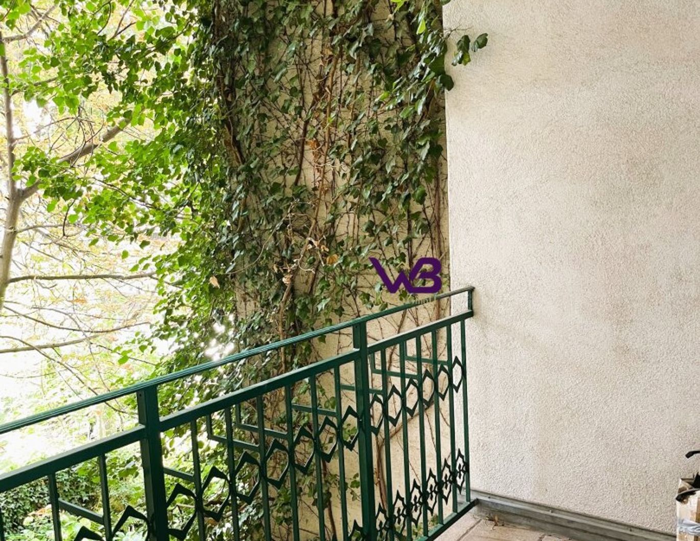 3,5-Zimmer-Altbauwohnung mit Loggia!