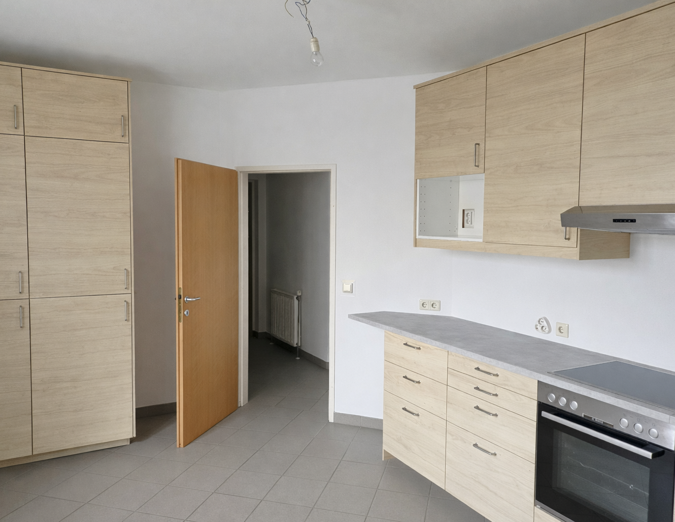 Schöne Neubauwohnung mit 3 separat begehbaren Zimmern