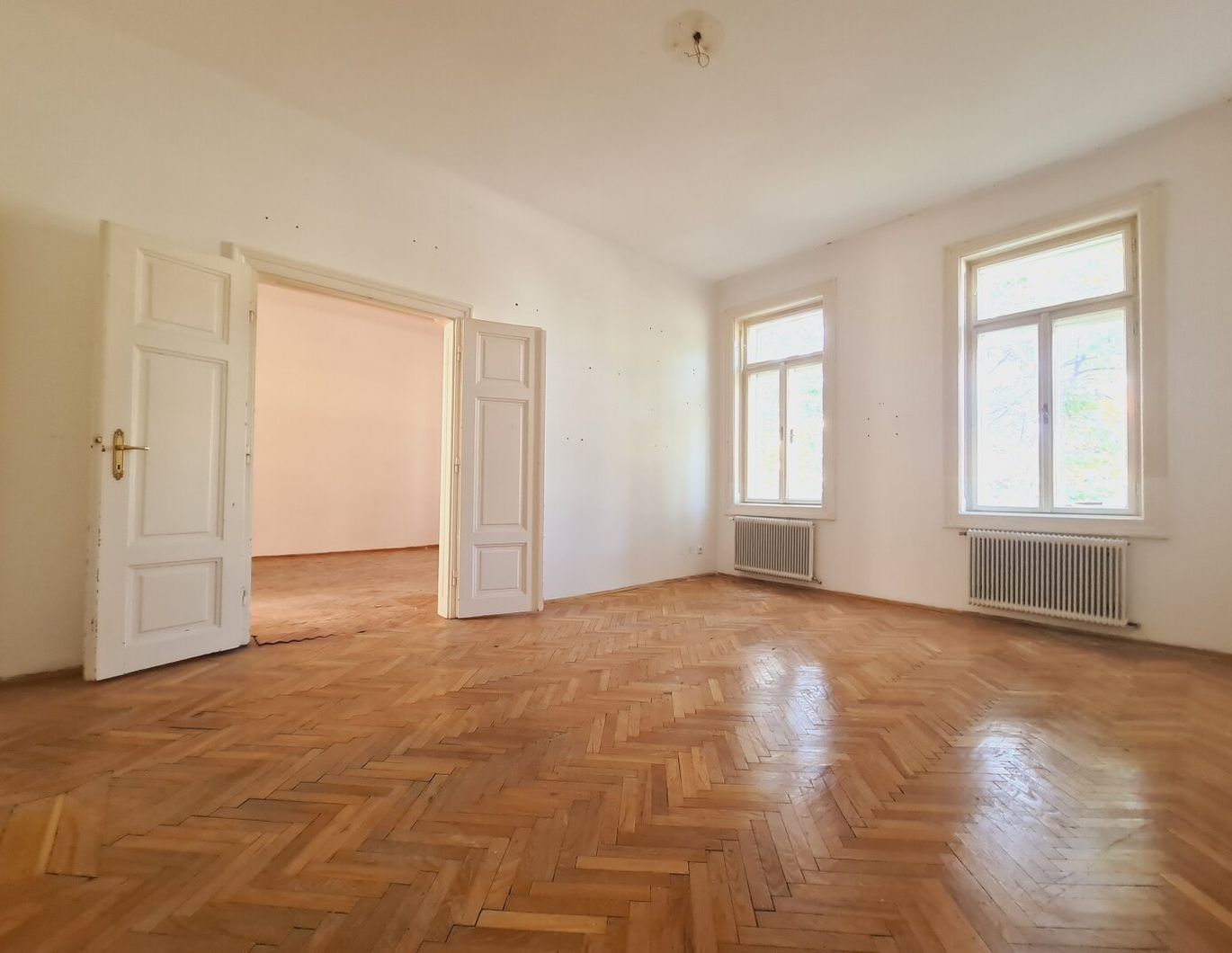 Balkon | 3-4 Zimmer Altbau | U-Bahn