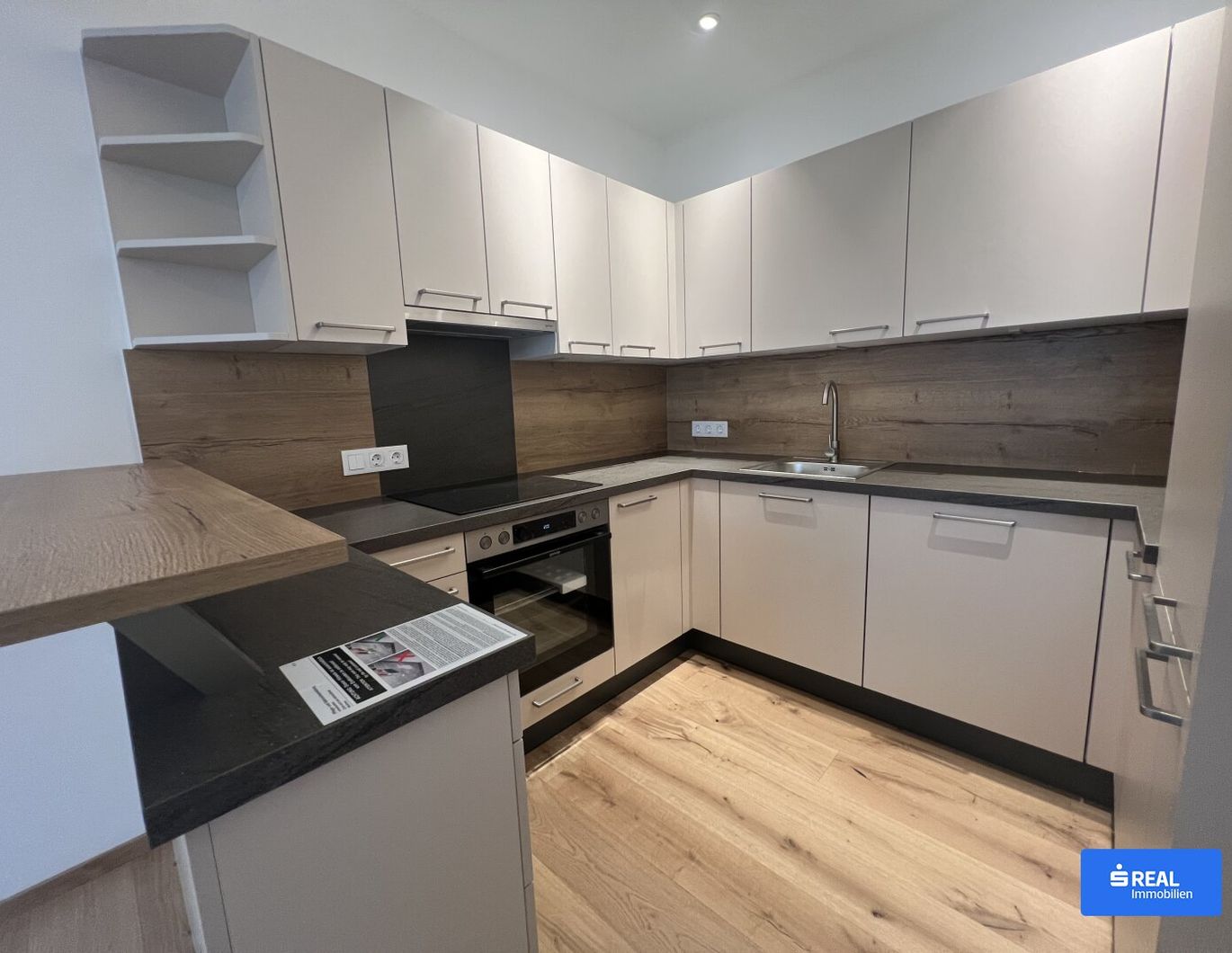 Hochwertig saniertes 1 Zimmer Apartment im Herzen von St. Veit an der Glan